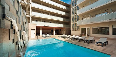 obiekt, teren hotelu, basen