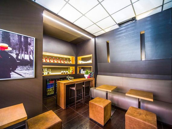 drink bar