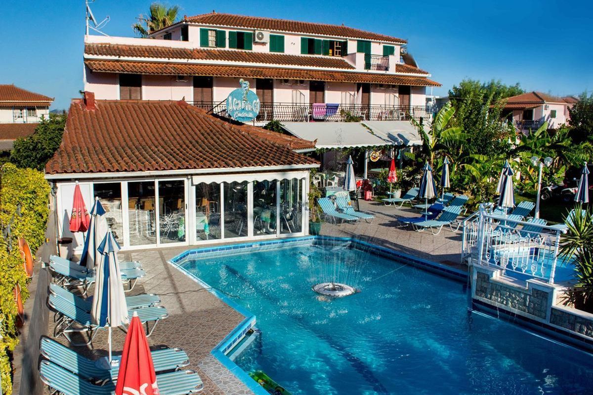 basen, budynek główny