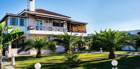 teren hotelu, budynek główny