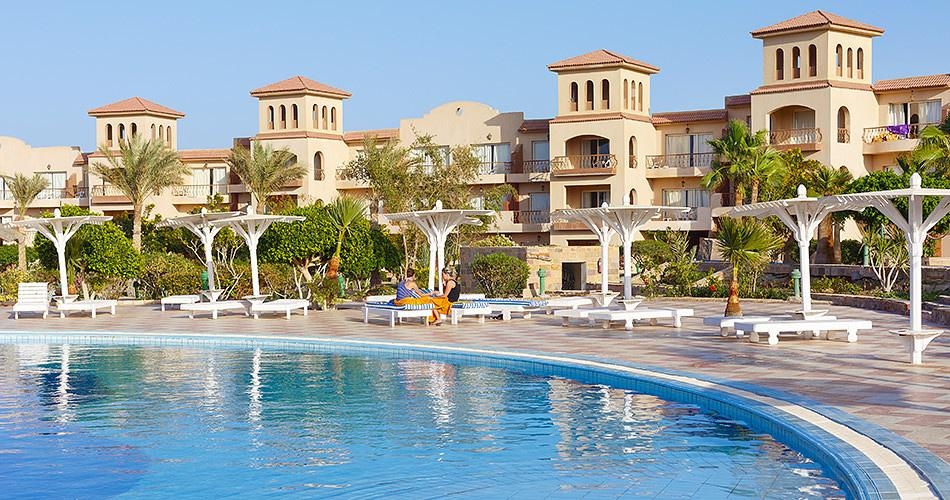obiekt, teren hotelu, basen