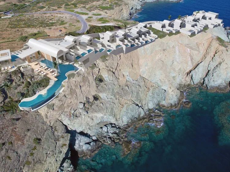 Acro Suites