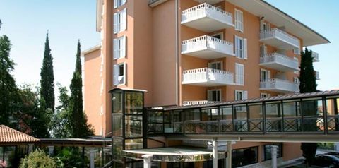 obiekt, budynek główny