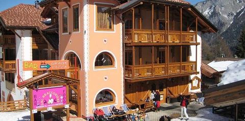 obiekt, teren hotelu