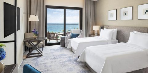 pokój, balkon / taras, pokój z widokiem na morze, plaża