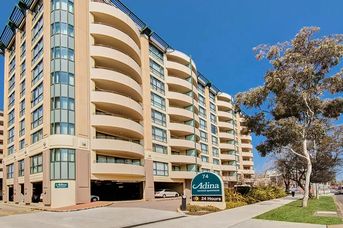 Adina Serviced Apartments Canberra James Court