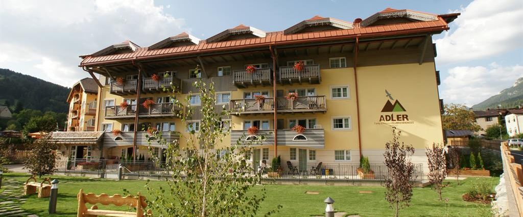 obiekt, budynek główny, teren hotelu