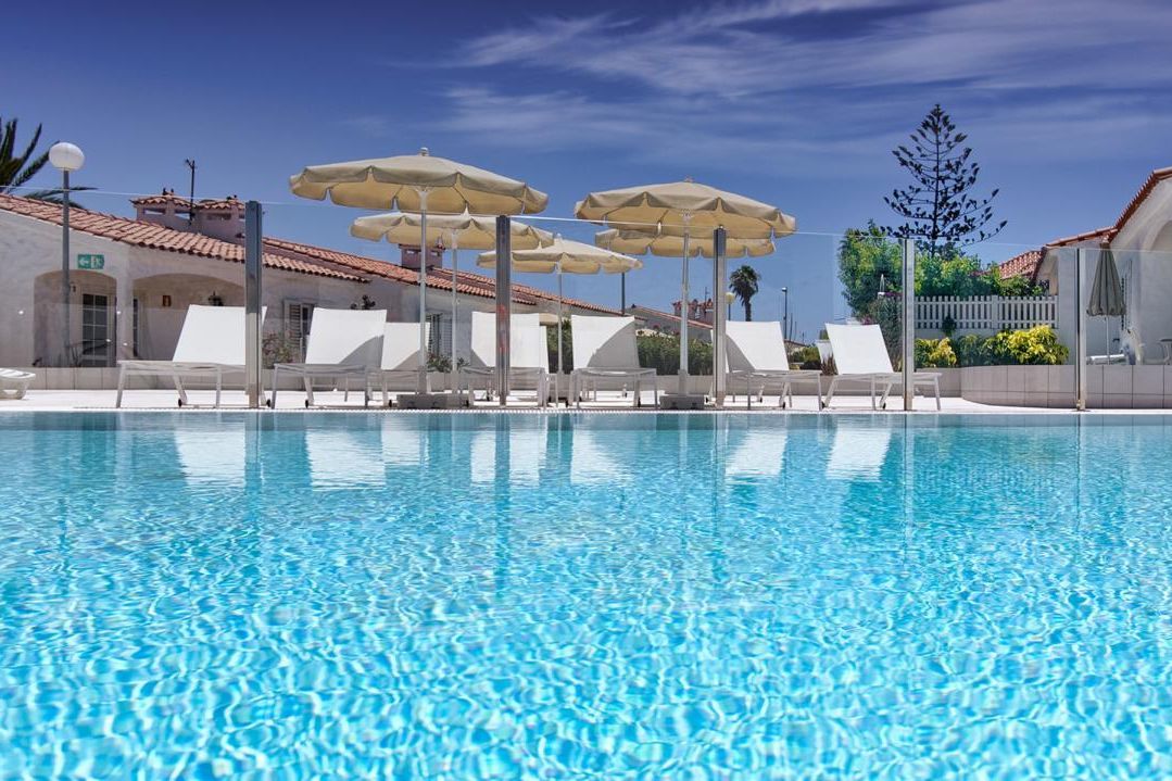 teren hotelu, basen, sport i rekreacja