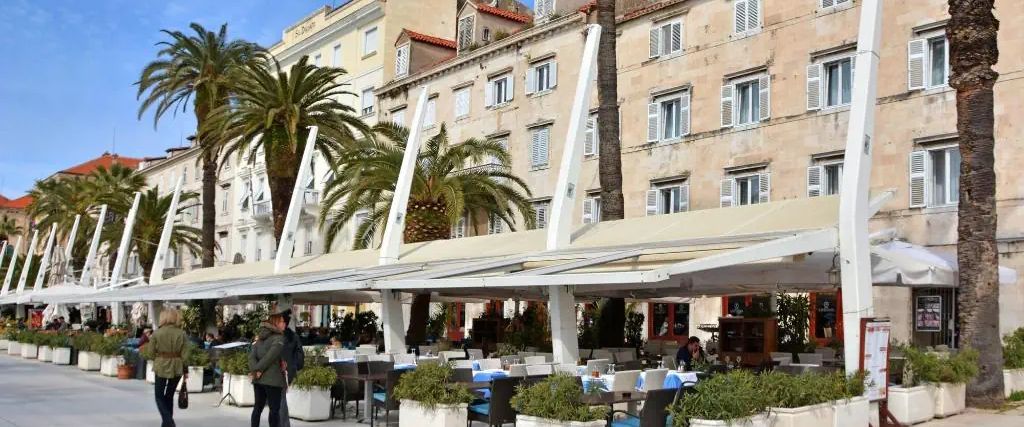 obiekt, restauracja