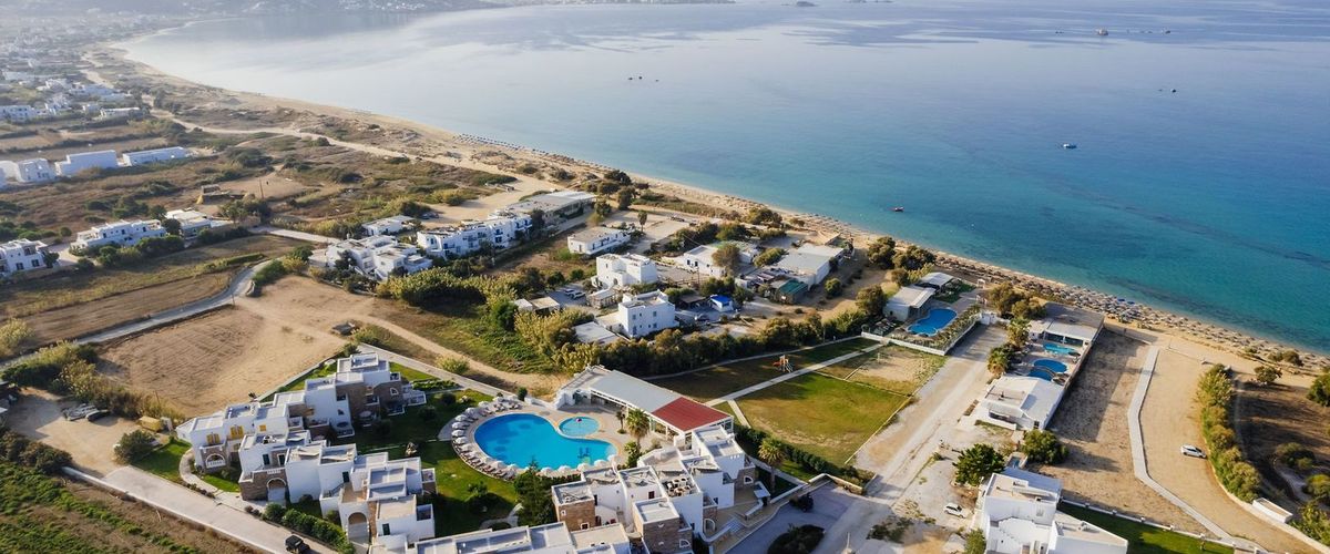 teren hotelu, basen, plaża