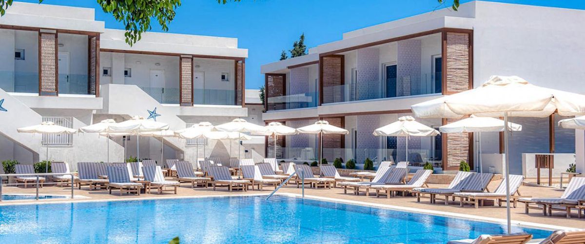 obiekt, teren hotelu, basen