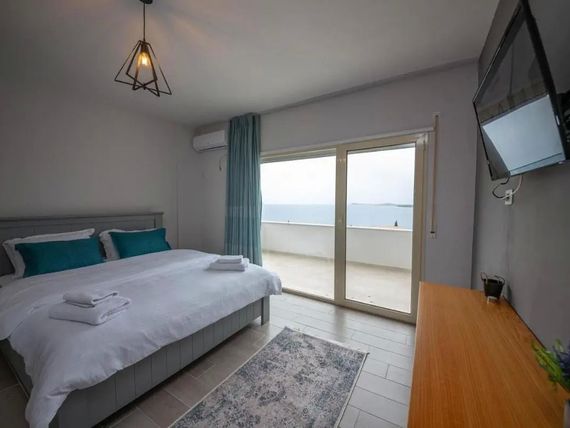 Vlora