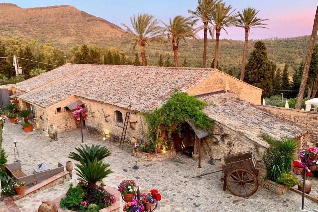 teren hotelu, obiekt