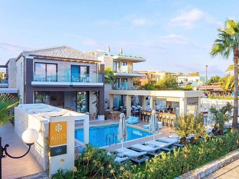 Airis Boutique & Suites