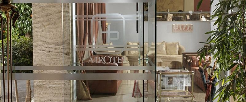 obiekt, recepcja / lobby