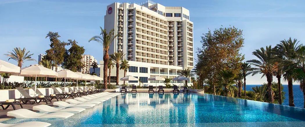 obiekt, budynek główny