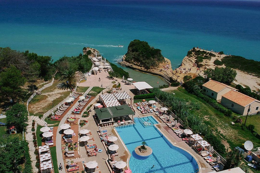 obiekt, teren hotelu, zwiedzanie