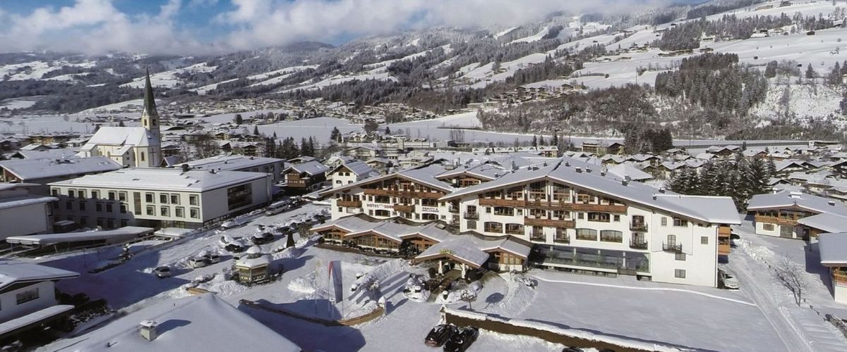 obiekt, teren hotelu