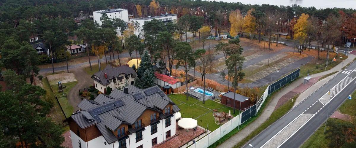 teren hotelu, obiekt