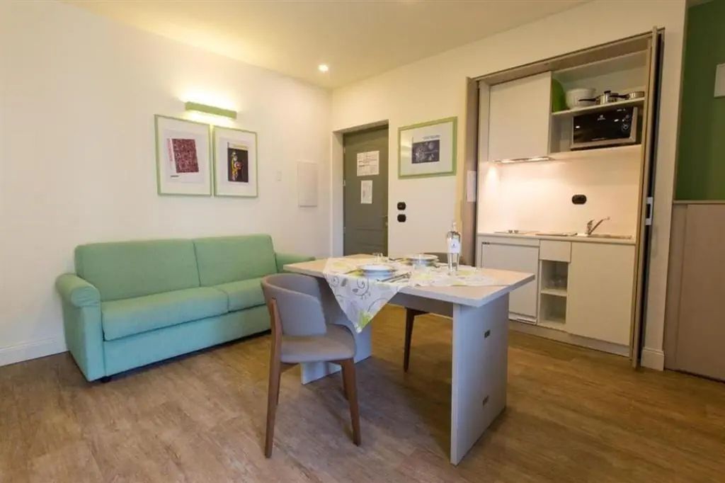 kuchnia / aneks kuchenny, pokój