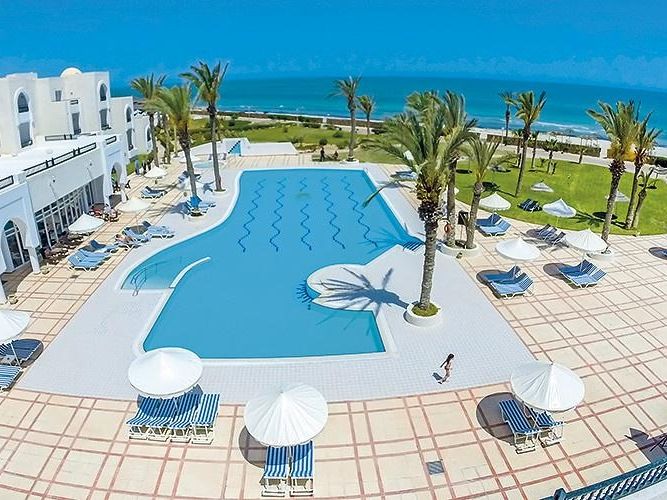 Al Jazira Beach