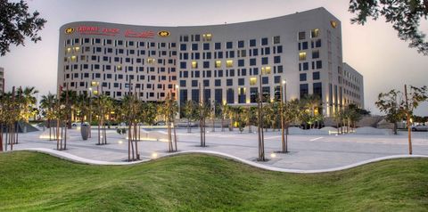 teren hotelu, budynek główny