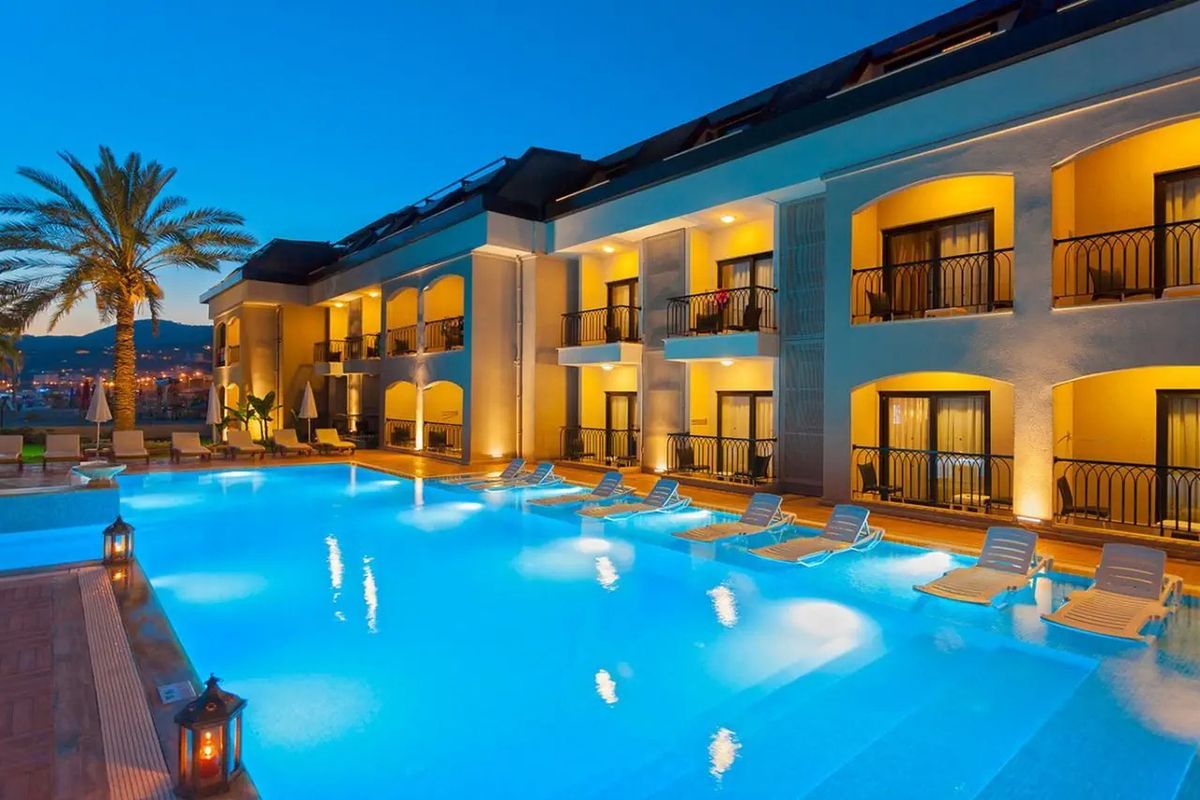 obiekt, balkon / taras, basen