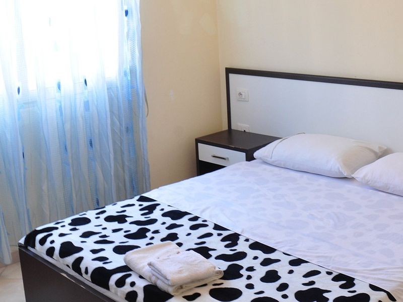 Adriatik Apartaments 2*