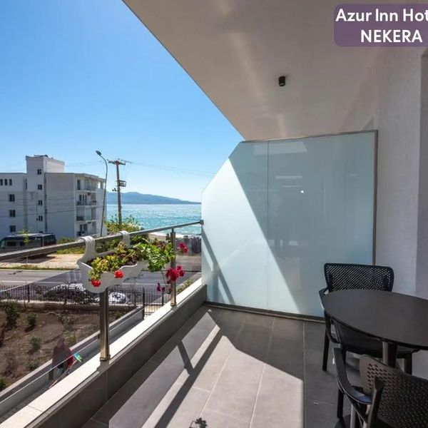 Azure Inn (Saranda)