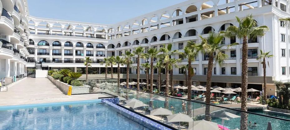 Fafa Aqua Palace