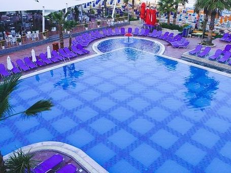 Fafa Complex 4*