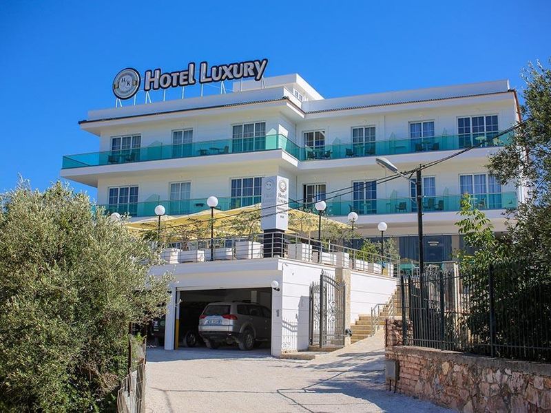 Luxury 4*