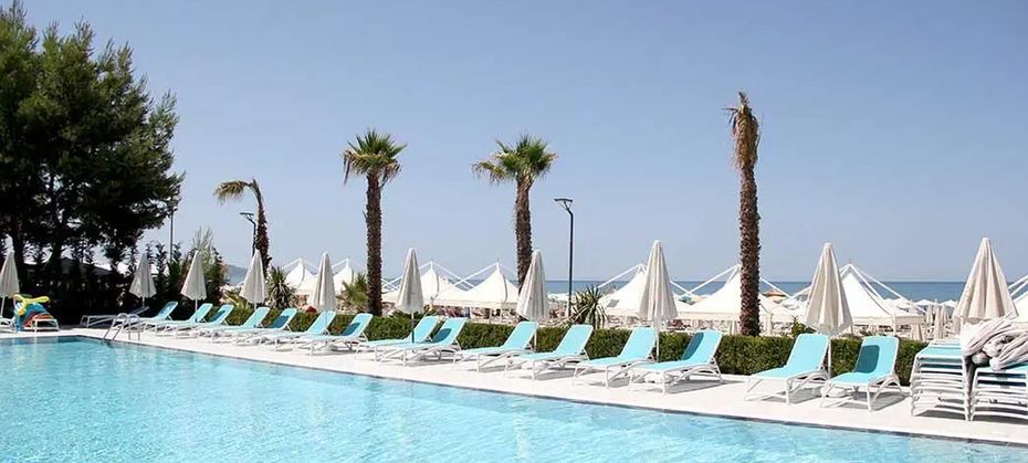 Luxury Premium Finese