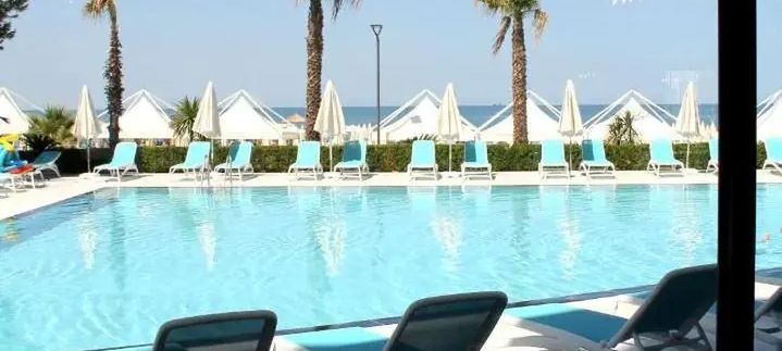 Luxury Premium Finese