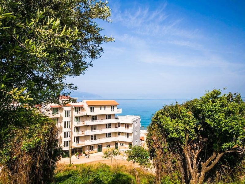 Nacional Vlore 3*