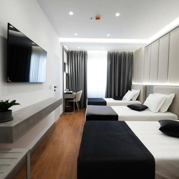 Naos Luxury