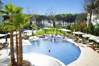 Sandy Beach Resort