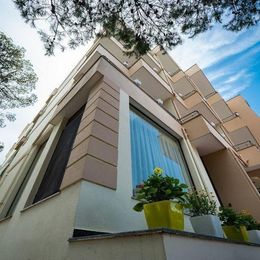 Vila Aljor (Durr�s)