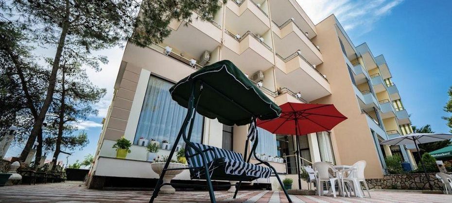 Vila Aljor (Durrës)