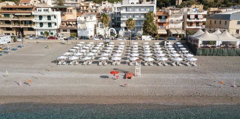 budynek główny, plaża