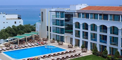 obiekt, teren hotelu, basen