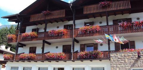 budynek główny, obiekt