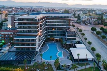 Alexia Resort & Spa