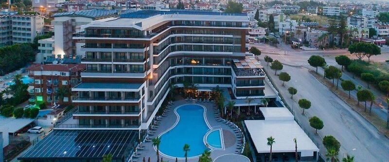 obiekt, teren hotelu, basen