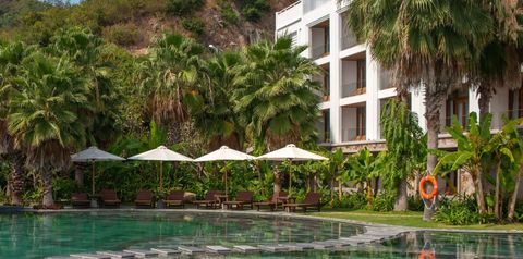 obiekt, teren hotelu, basen