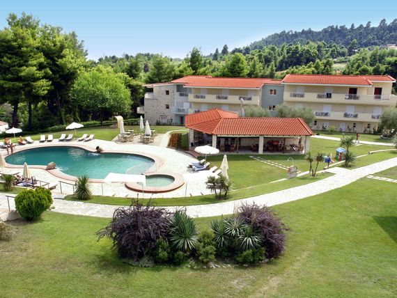 obiekt, teren hotelu