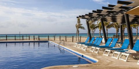 teren hotelu, plaża, basen