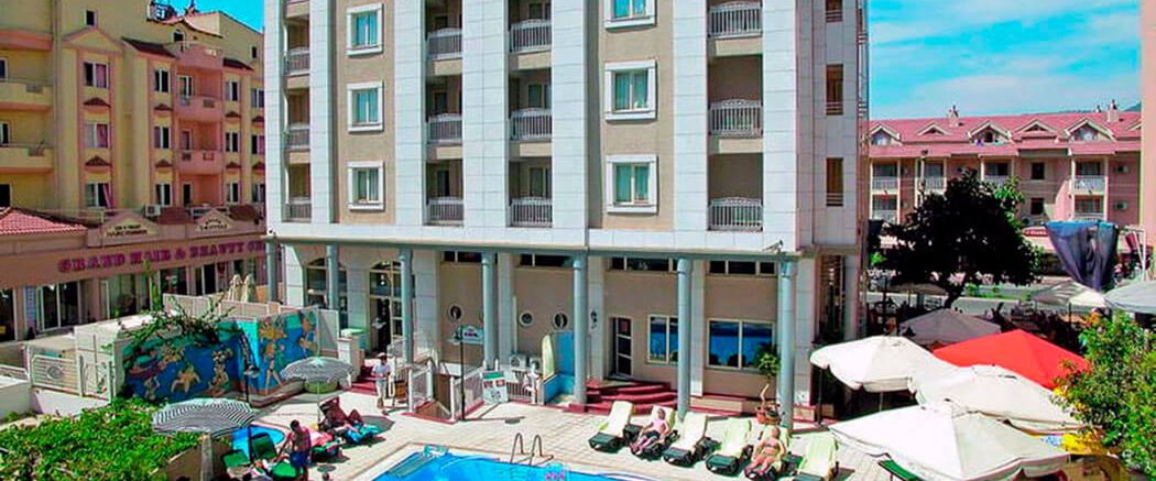 obiekt, teren hotelu, basen