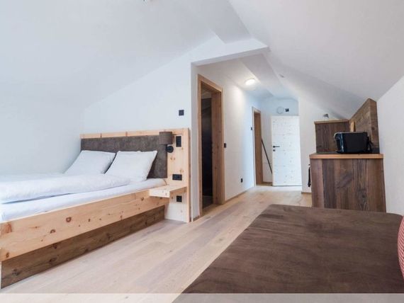 Almhittn Suites 4*