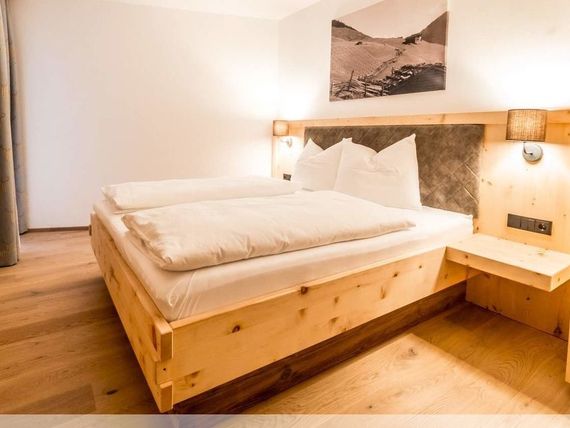 Almhittn Suites 4*